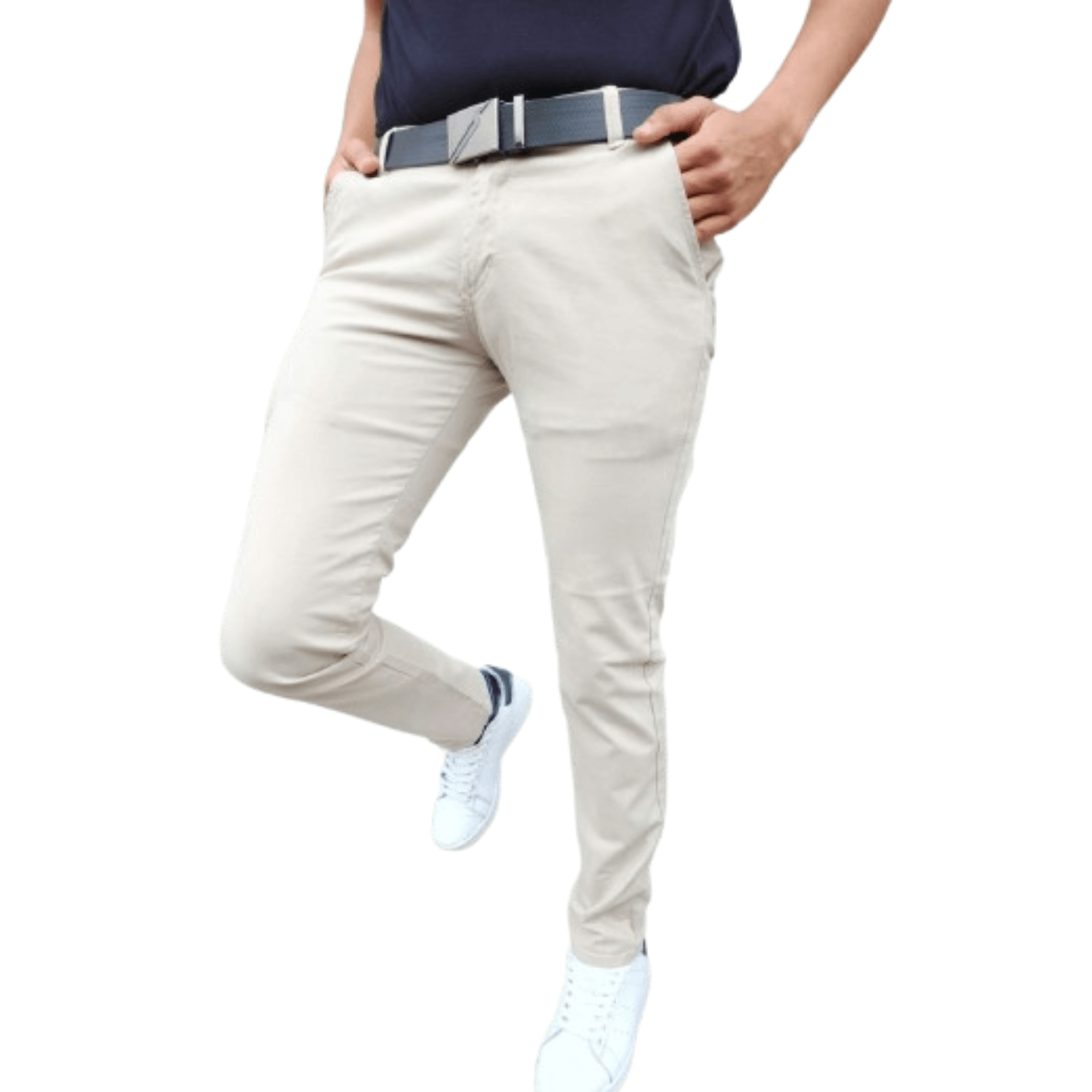 Pantalón en drill beige para caballero, ideal para uso diario, con diseño clásico y material duradero.